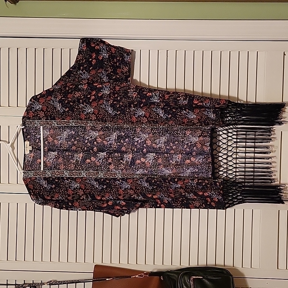 UMGEE | Cotton blend floral fringe bottom kimono short sleeve cotton blend sz M